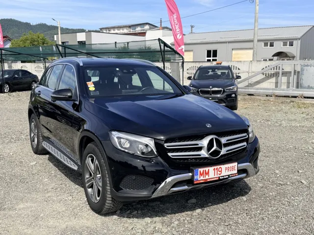 MERCEDES-BENZ GLC