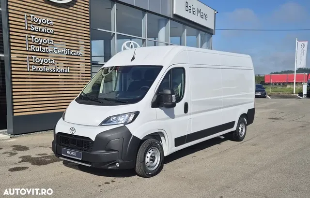 TOYOTA PROACE