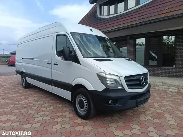 MERCEDES-BENZ SPRINTER