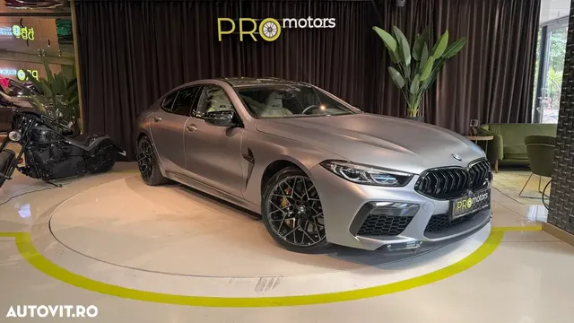 BMW M8
