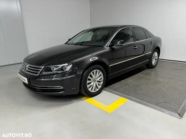 VOLKSWAGEN PHAETON