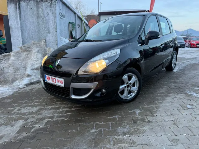 RENAULT SCENIC