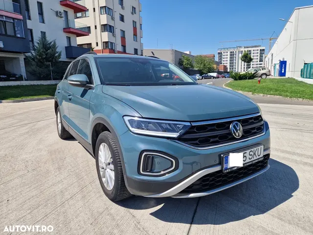 VOLKSWAGEN T-ROC