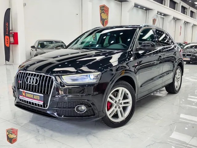 AUDI Q3