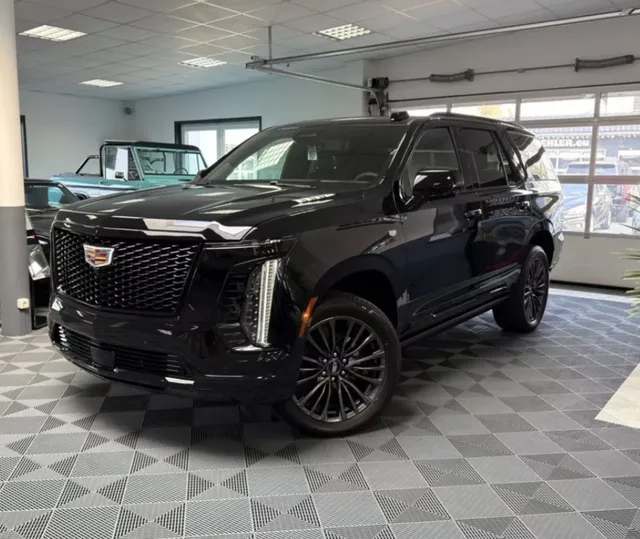 CADILLAC ESCALADE