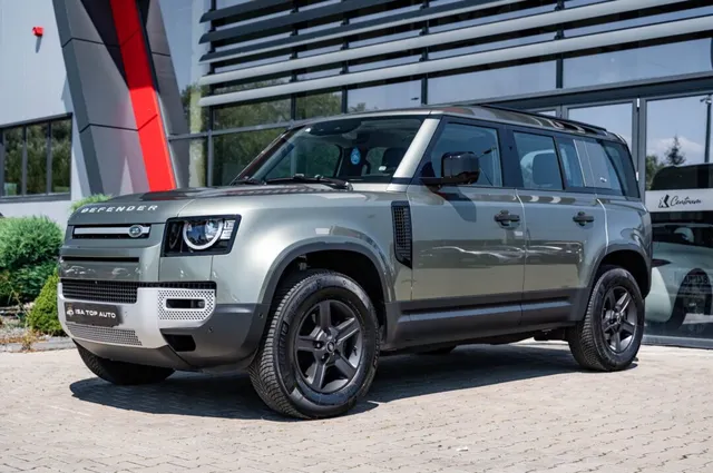 LAND ROVER DEFENDER