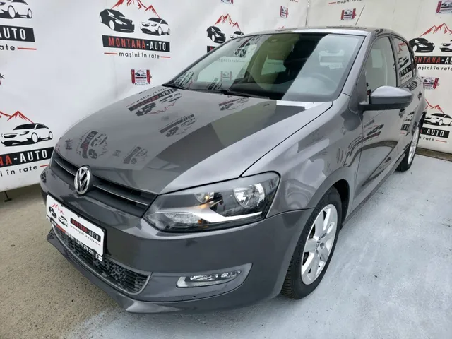 VOLKSWAGEN POLO