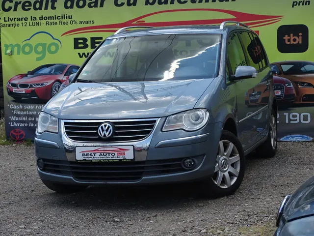 VOLKSWAGEN TOURAN