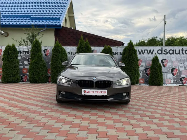 BMW 3 SERIES