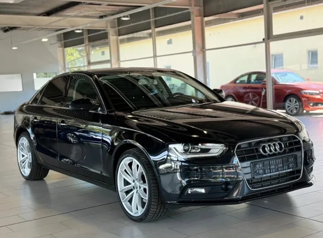 AUDI A4