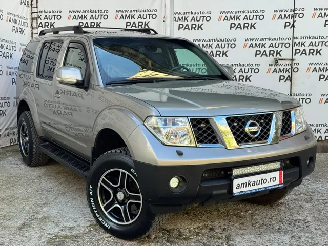 NISSAN PATHFINDER