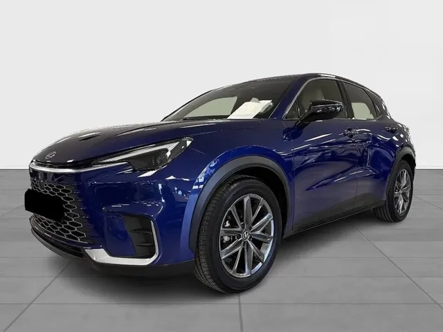 LEXUS LBX