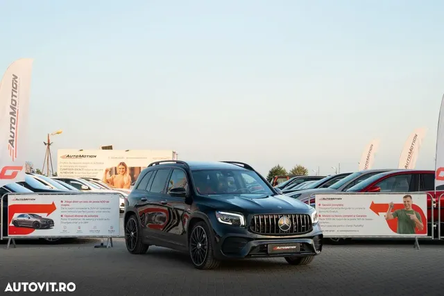 MERCEDES-BENZ GLB