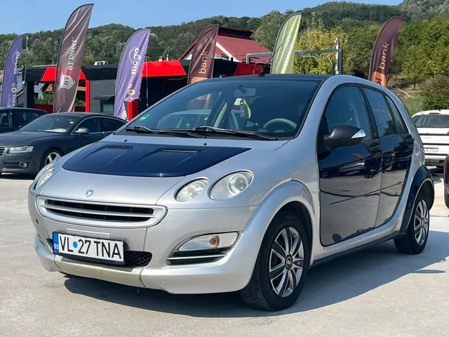 SMART FORFOUR