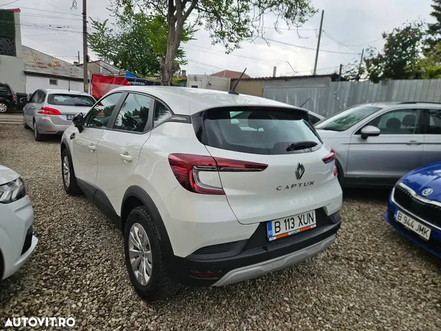 RENAULT CAPTUR
