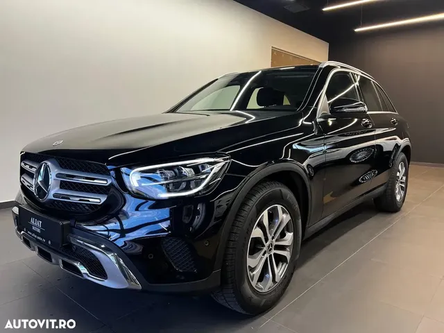 MERCEDES-BENZ GLC