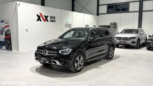 MERCEDES-BENZ GLC