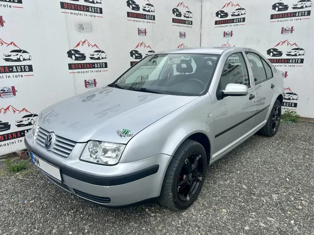 VOLKSWAGEN BORA