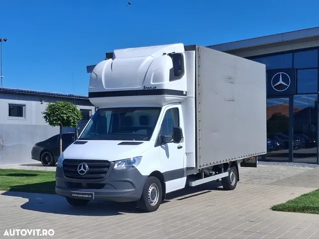 MERCEDES-BENZ SPRINTER