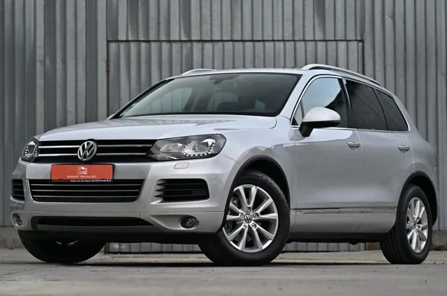 VOLKSWAGEN TOUAREG