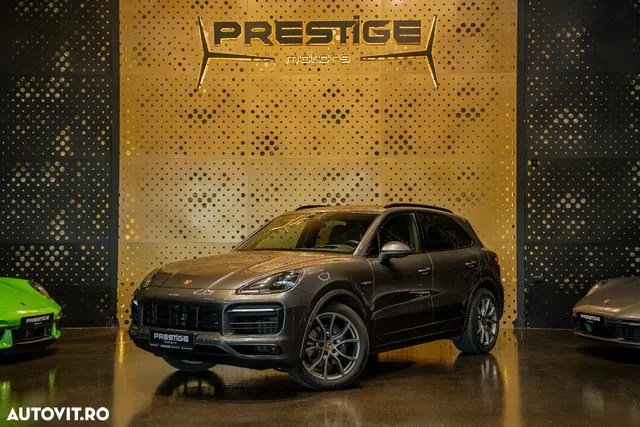 PORSCHE CAYENNE