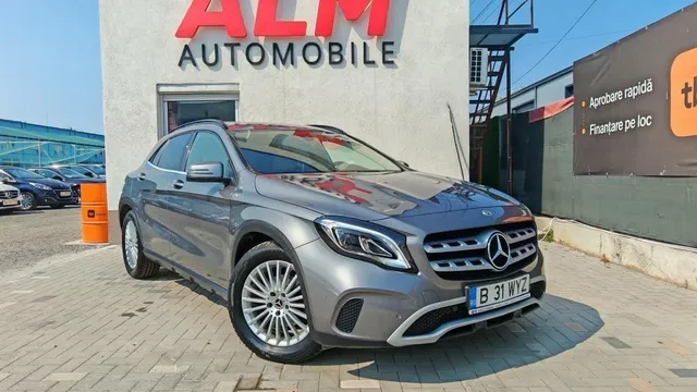 MERCEDES-BENZ GLA