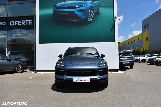 PORSCHE CAYENNE