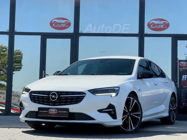 OPEL INSIGNIA