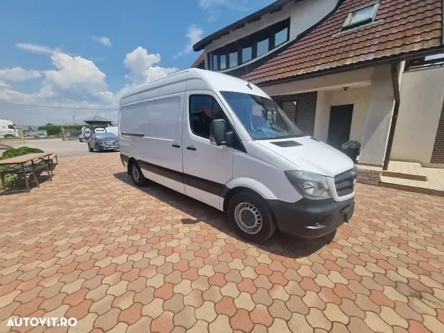 MERCEDES-BENZ SPRINTER