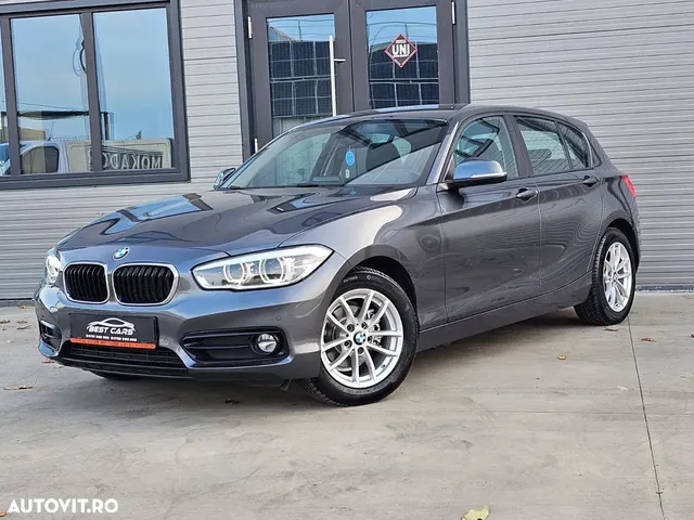 BMW 1 SERIES