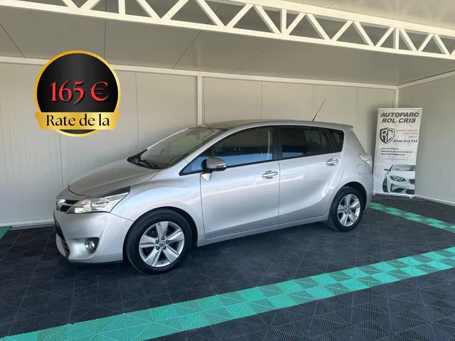 TOYOTA VERSO