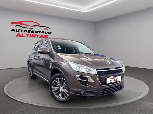 PEUGEOT 4008