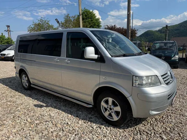 VOLKSWAGEN CARAVELLE