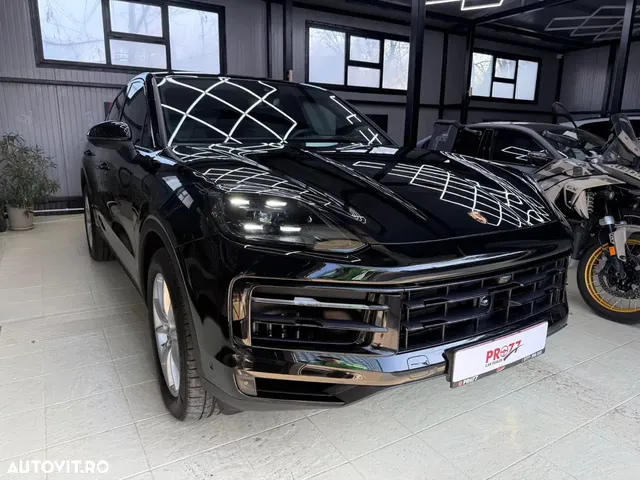 PORSCHE CAYENNE COUPE