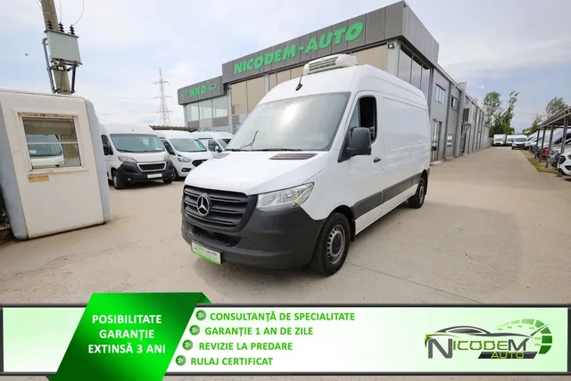 MERCEDES-BENZ SPRINTER