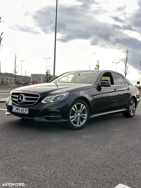 MERCEDES-BENZ E CLASS