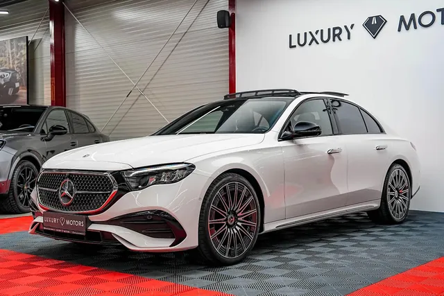 MERCEDES-BENZ E CLASS