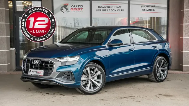 AUDI Q8
