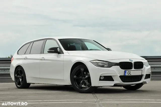 BMW 3 SERIES