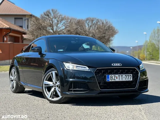 AUDI TT