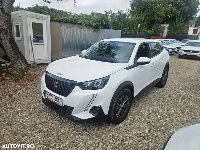 PEUGEOT 2008