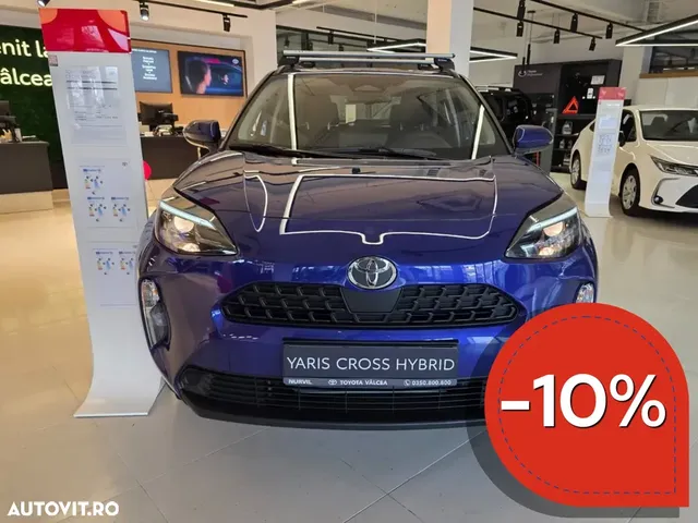 TOYOTA YARIS CROSS