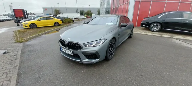 BMW M8