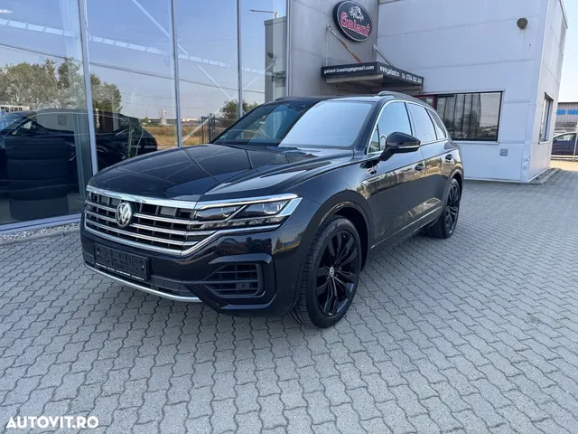 VOLKSWAGEN TOUAREG
