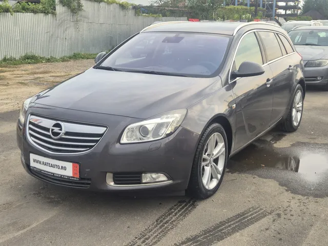 OPEL INSIGNIA