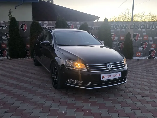 VOLKSWAGEN PASSAT