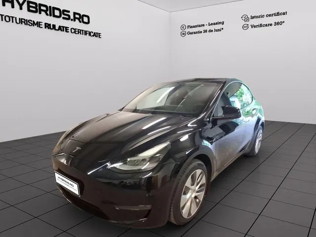 TESLA MODEL Y