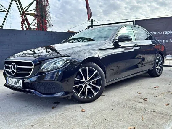 MERCEDES-BENZ E CLASS