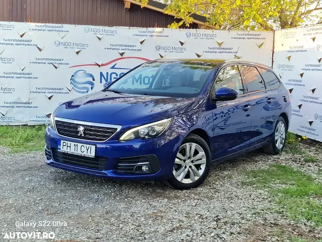 PEUGEOT 308