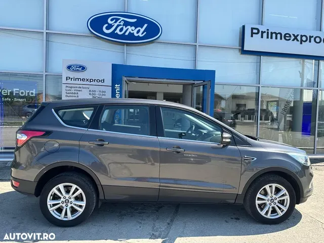 FORD KUGA